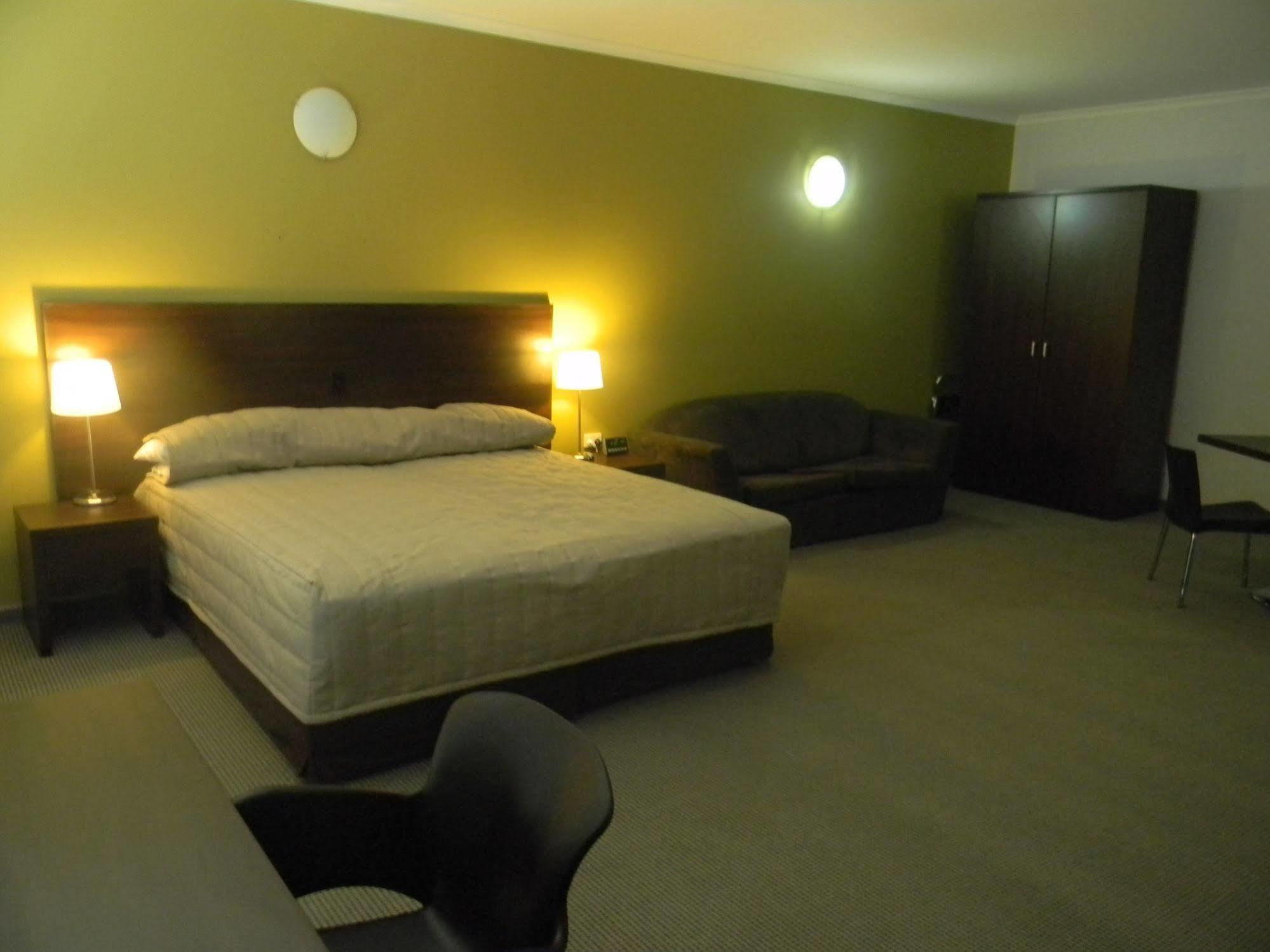 The Cavenagh Hotell Darwin Exteriör bild