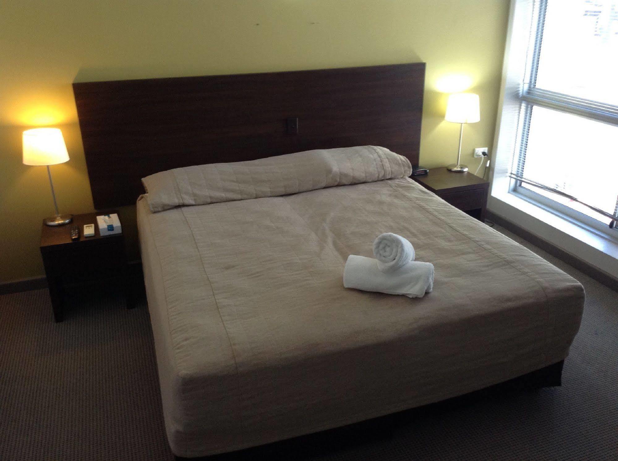The Cavenagh Hotell Darwin Exteriör bild