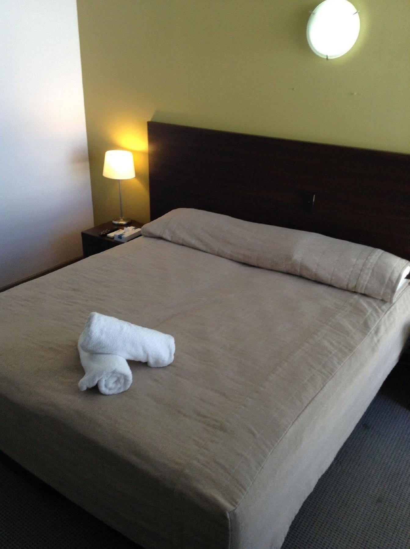 The Cavenagh Hotell Darwin Exteriör bild