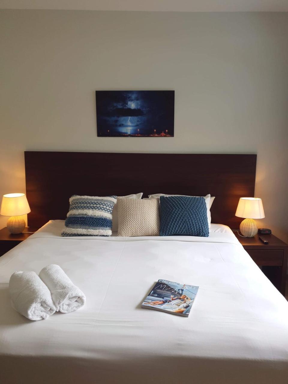 The Cavenagh Hotell Darwin Exteriör bild